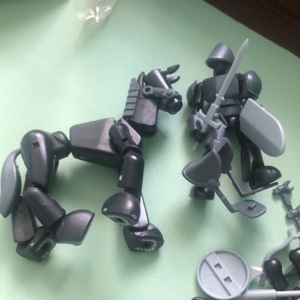 Stikfas Omega Male Armored Knight With Stallion Deluxe Action Figure Kit - Picture 8 of 9